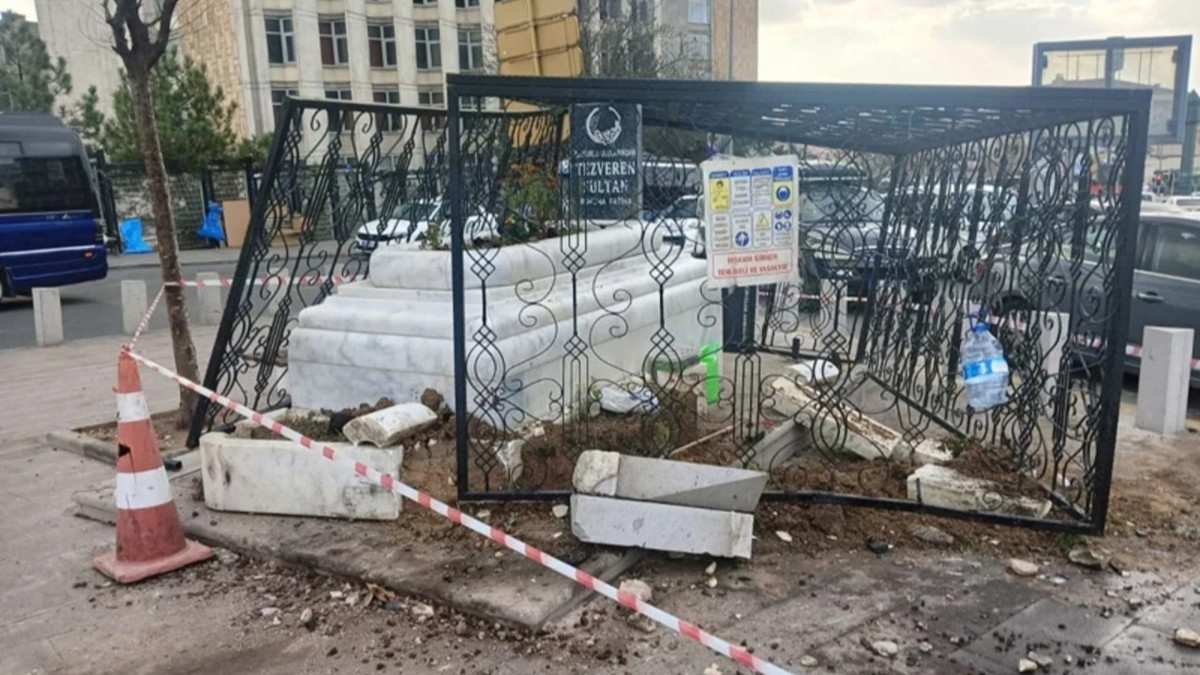 Kazalar bitmiyor! O türbeye yine araba çarptı