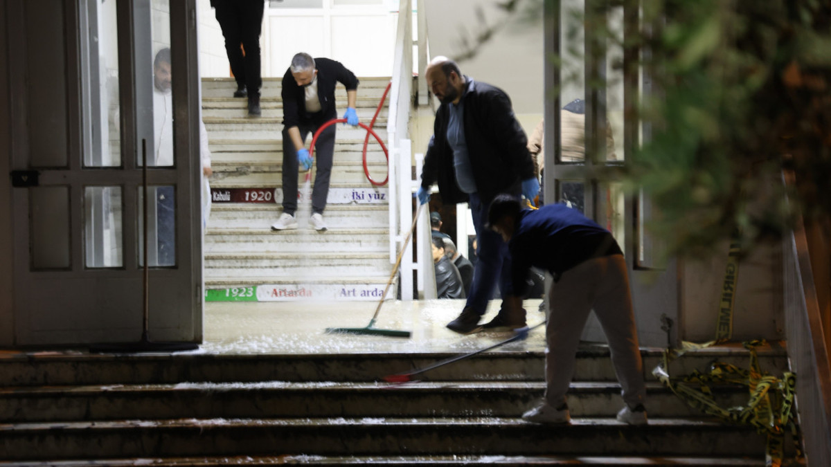 Kahramanmaraş’ta saldırının yaşandığı okulda izler siliniyor