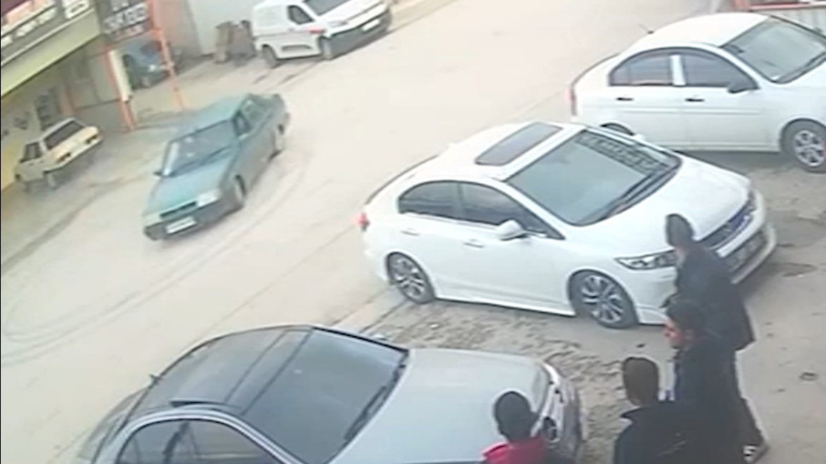 Bilecik’te drift yapan sürücüye ağır ceza: Araç trafikten men edildi, toplam 380 bin lira ceza kesildi