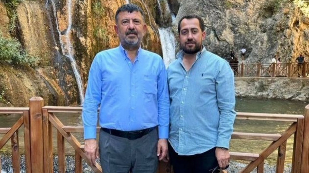 İstanbul merkezli 'rüşvet' soruşturmasında Ağbaba'nın şoförü Gaffar Çiçek tutuklandı