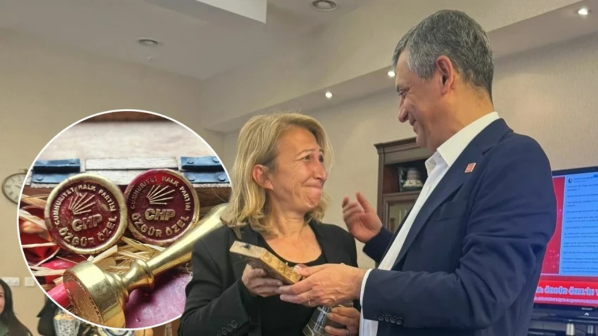 Özel, Genel Başkanlık Mührünü mührünü böyle teslim etti! “Tekrar gelinceye kadar”