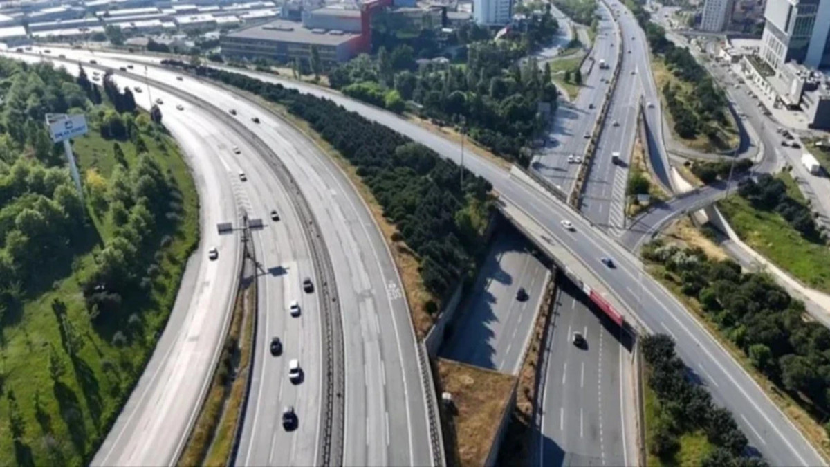 İstanbul’da alışılmadık bayram sessizliği! Trafik yoğunluğu yüzde 1’e kadar düştü