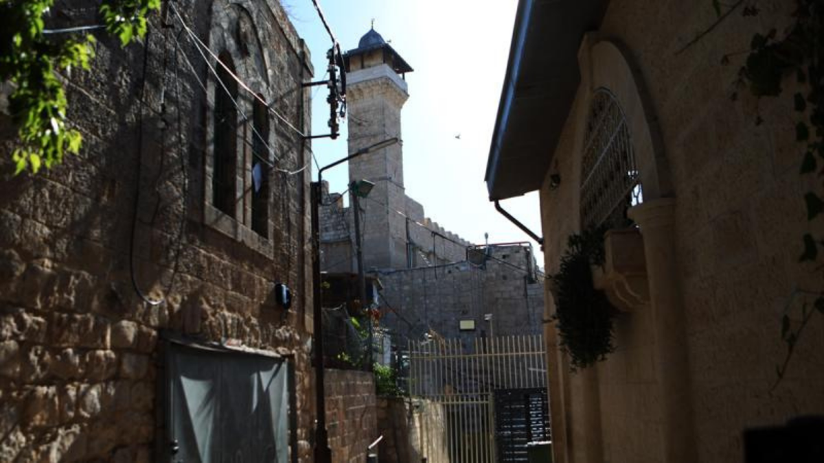 İşgalci İsrail, Kurban Bayramı'nın 3. gününde Harem-i İbrahim Camisi'ni kapattı