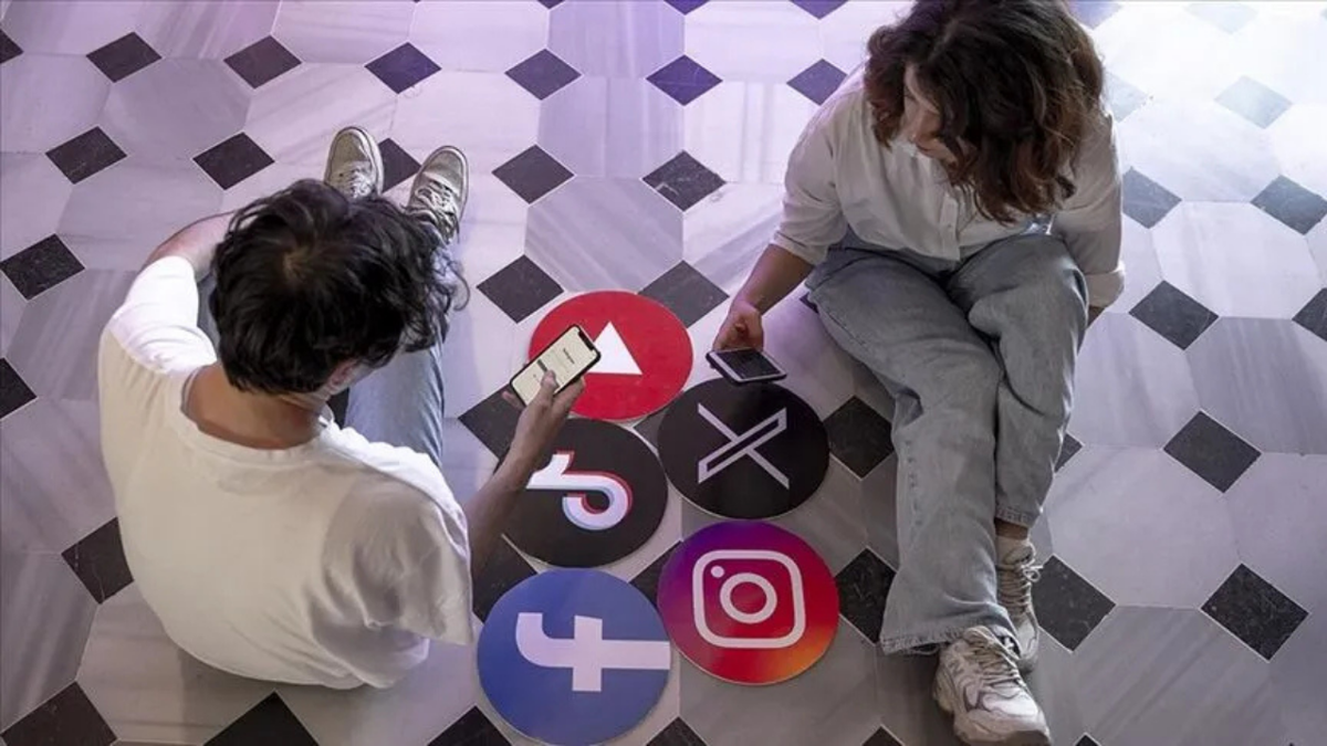 Türkiye'de mesajlaşmanın yeni lideri belli oldu! WhatsApp'ın payı düştü, Instagram yükseldi