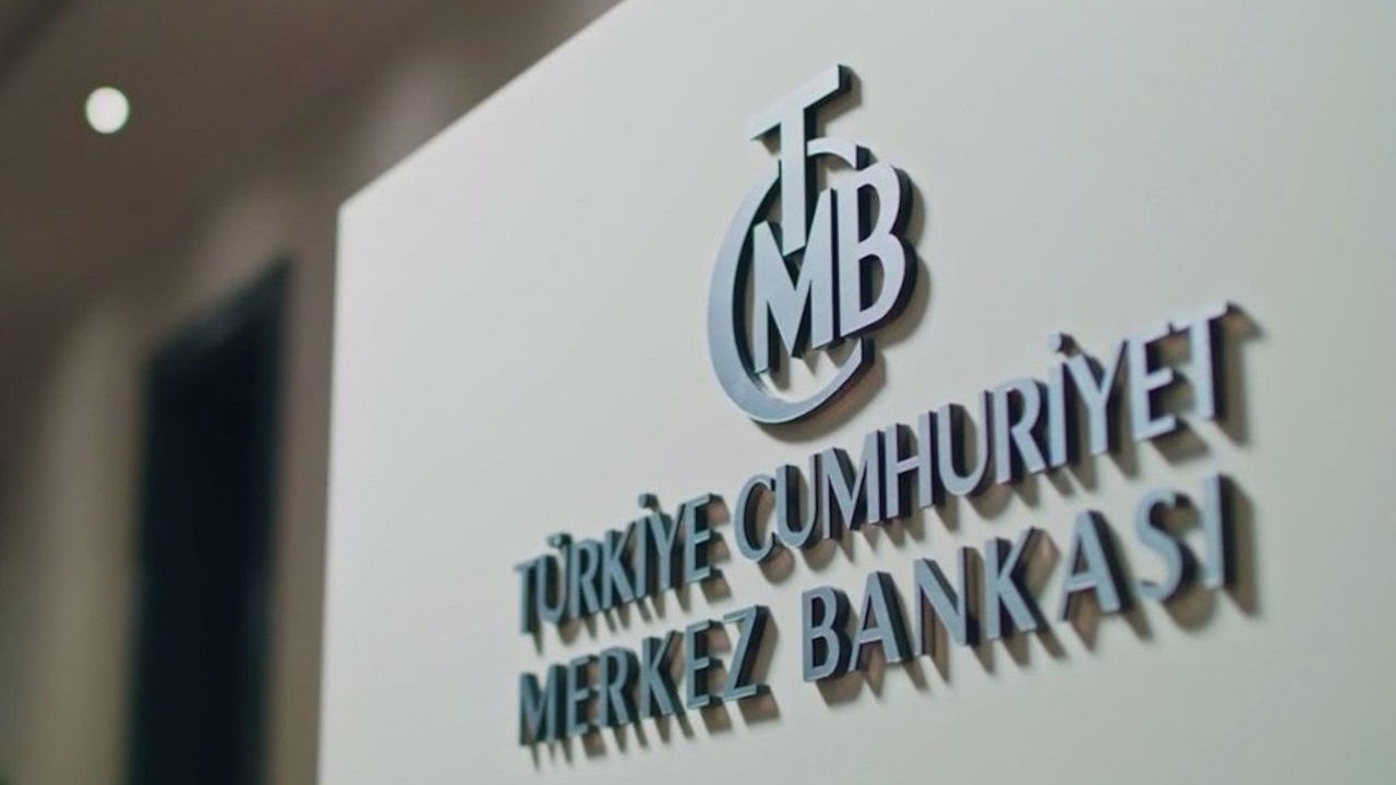 Merkez Bankası'nın enflasyon ve dolar tahmini yükseldi