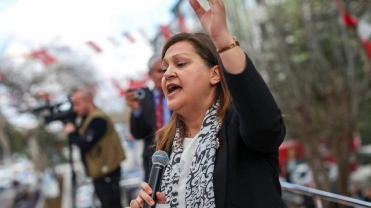 Burcu Köksal AK Parti'ye geçiyor! Rozet takacağı tarih bile belli