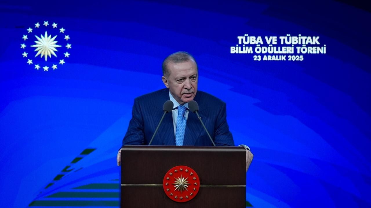 Cumhurbaşkanı Erdoğan’dan stratejik vizyon: Türkiye dijital köprü olacak