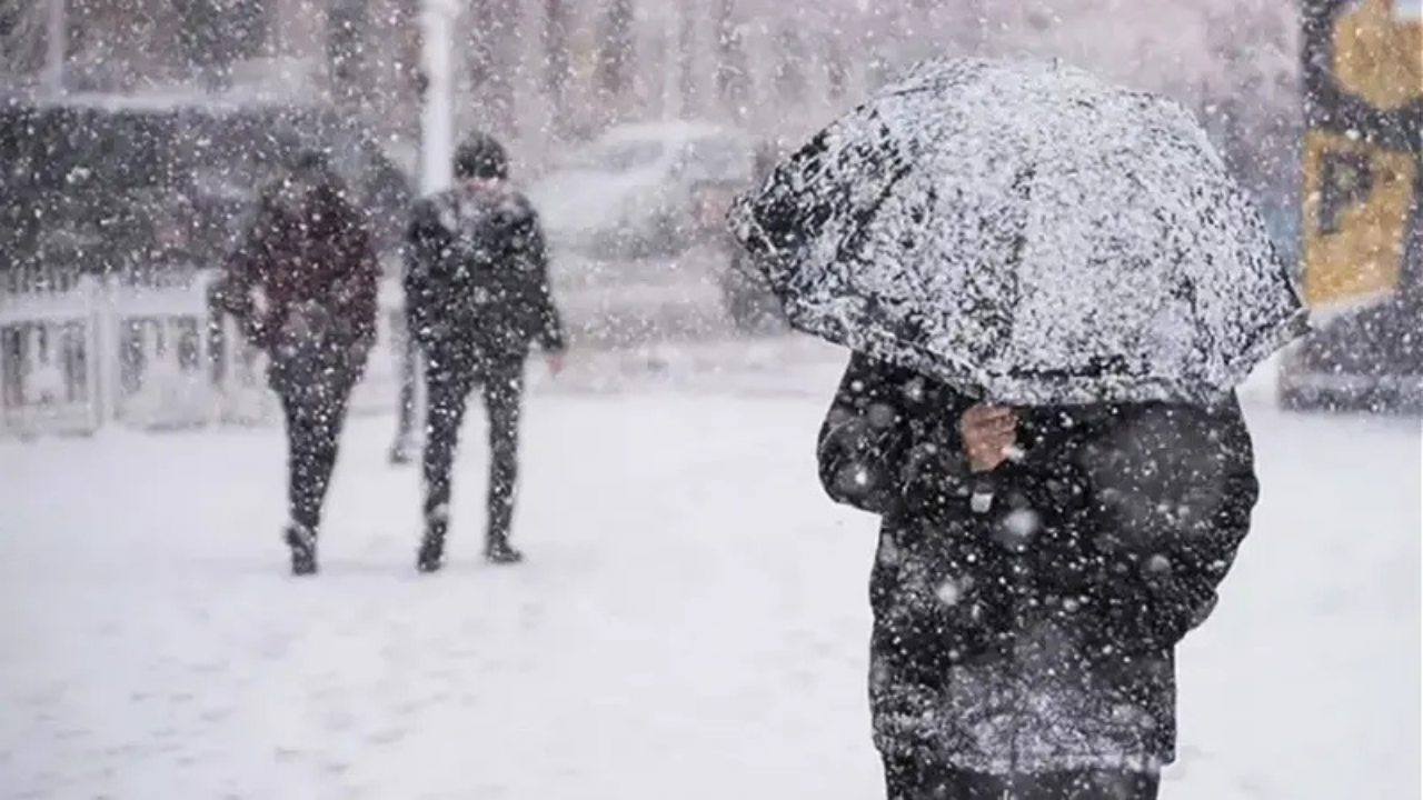 Kar yağışı olan iller hangileri? İçişleri Bakanlığı'ndan kuvvetli kar yağışı uyarısı