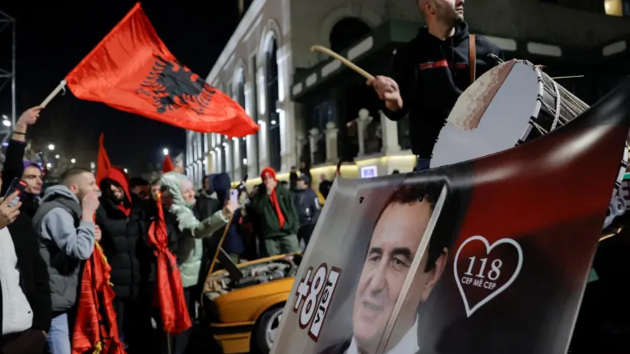 Kosova, erken seçim için sandık başında