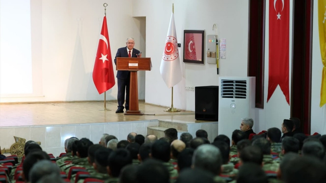 Cumhurbaşkanı Erdoğan Mehmetçiğin yeni yılını kutladı: Çok ciddi zorluklara rağmen tarihi bir fırsat yakaladık