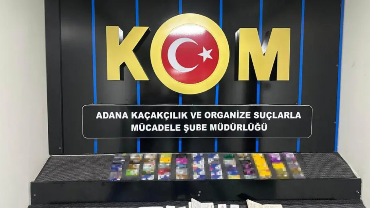 Adana'da tefeci operasyonu! Çok sayıda kredi kartı ele geçirildi