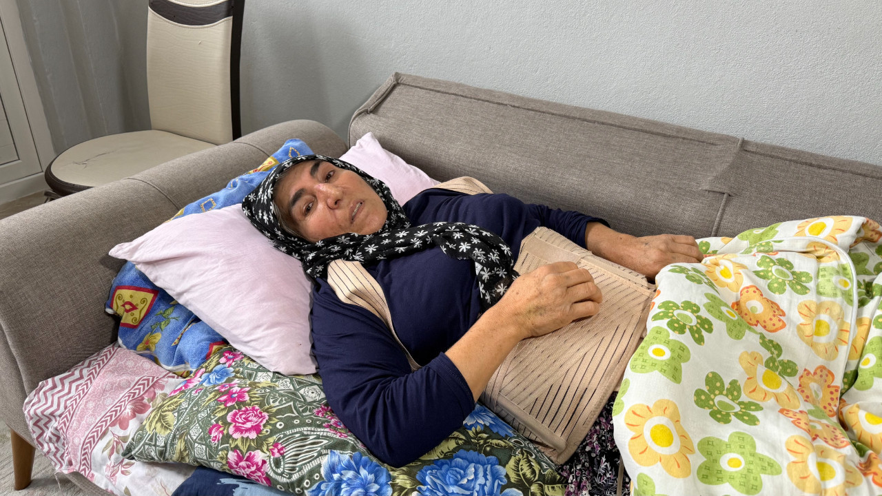 Dayak yiyen yeğenini kurtarmak isteyen kadın darp edildi