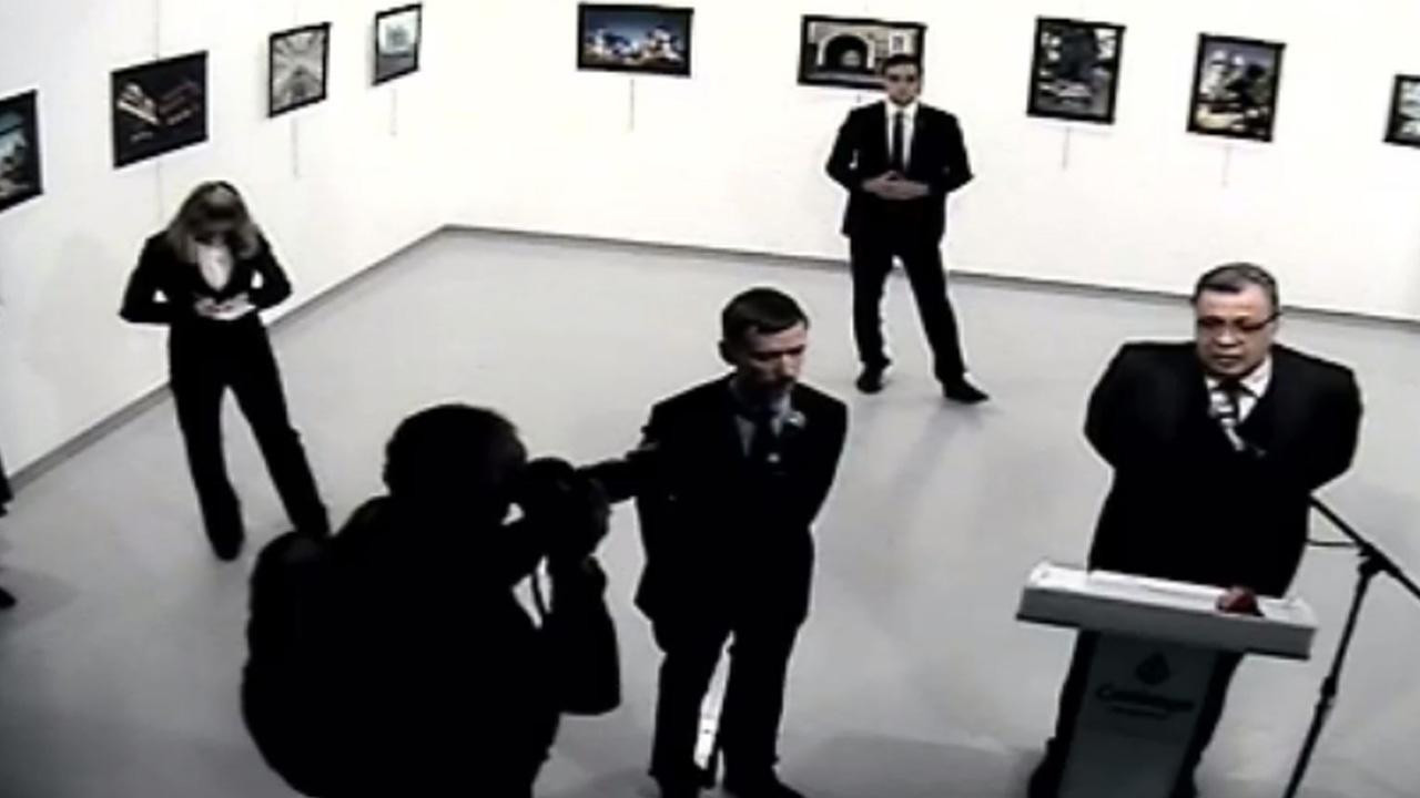 Karlov suikastının firari beyni Kanada’da kimlik değiştirdi! FETÖ’cü planlayıcı “Salih Ada” adıyla ortaya çıktı