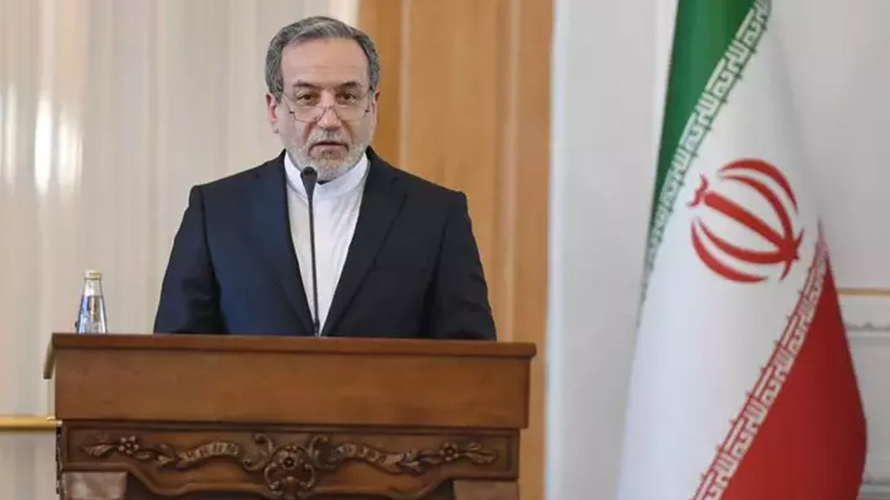 İran’dan Zelenski’ye: Dünya palyaçolardan bıktı