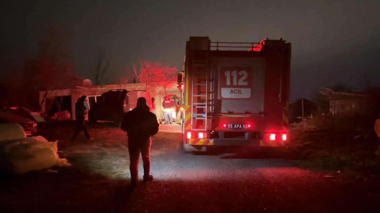 Kaynar suya benzin dökülen evde patlama: 2 yaralı