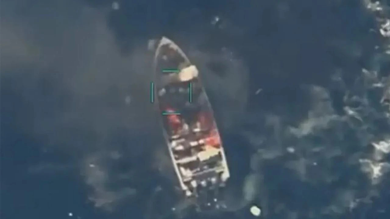 Pasifik’te ölümcül müdahale: ABD uyuşturucu gerekçesiyle bir gemiyi daha vurdu