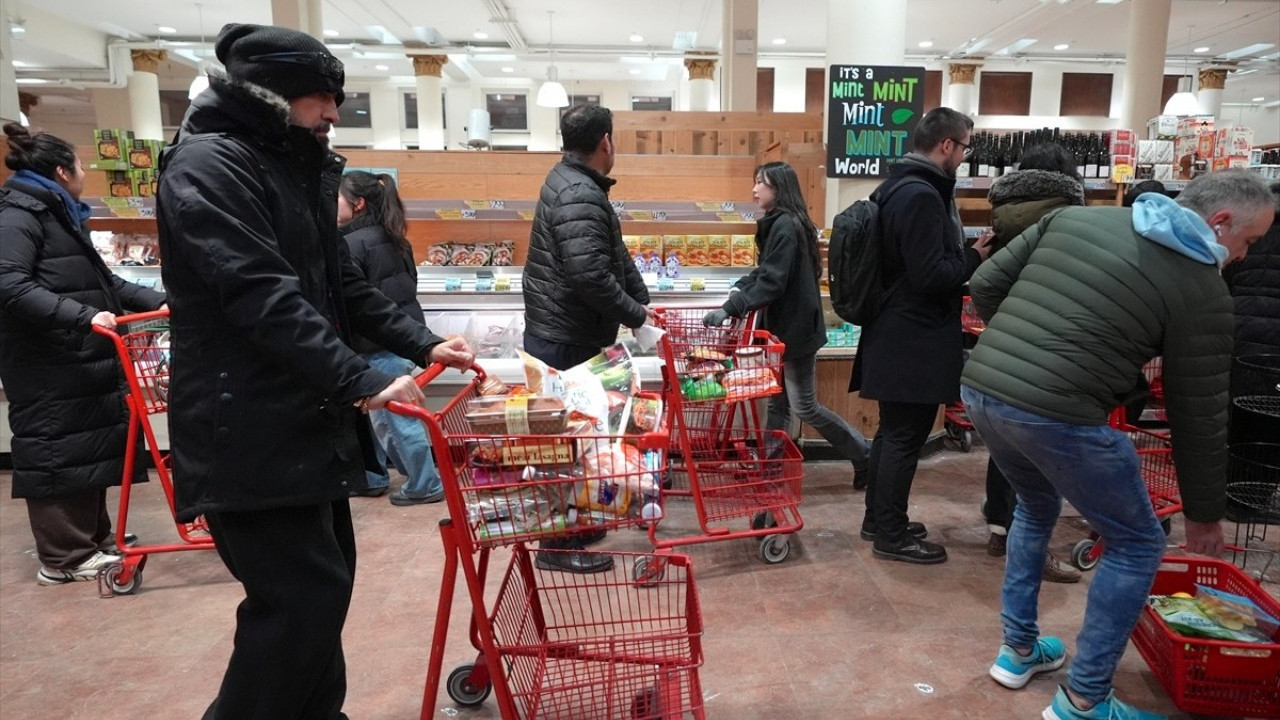 ABD'de Kar fırtınası alarmı! Marketlere akın edip rafları boşalttılar