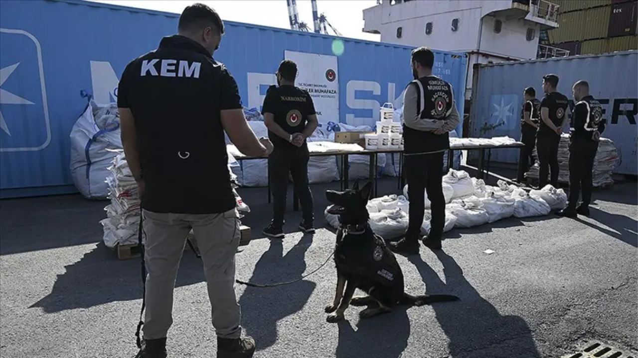 Zehir tacirlerine operasyon: Kilolarca uyuşturucu madde ele geçirildi!