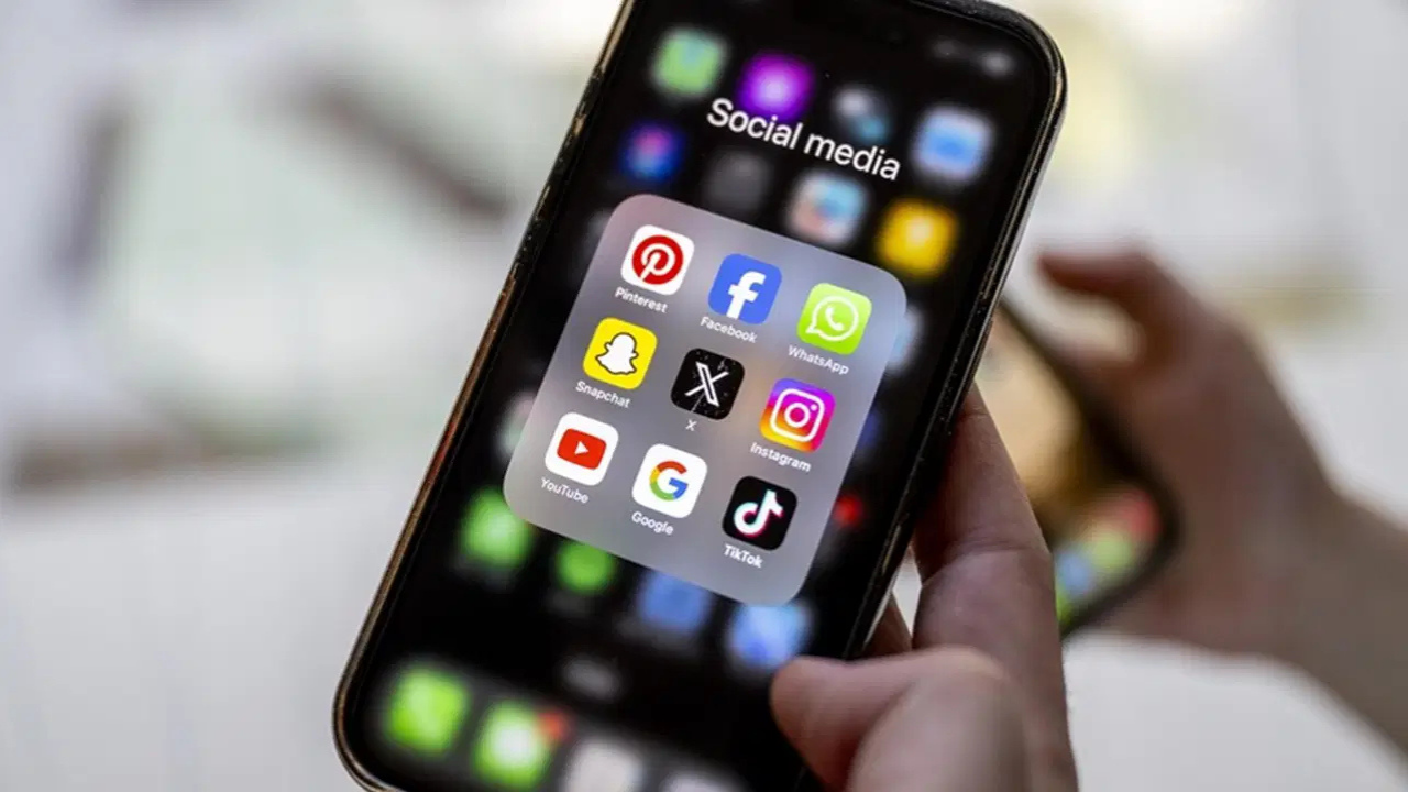 O ülkede 15 yaş altına sosyal medya yasaklandı