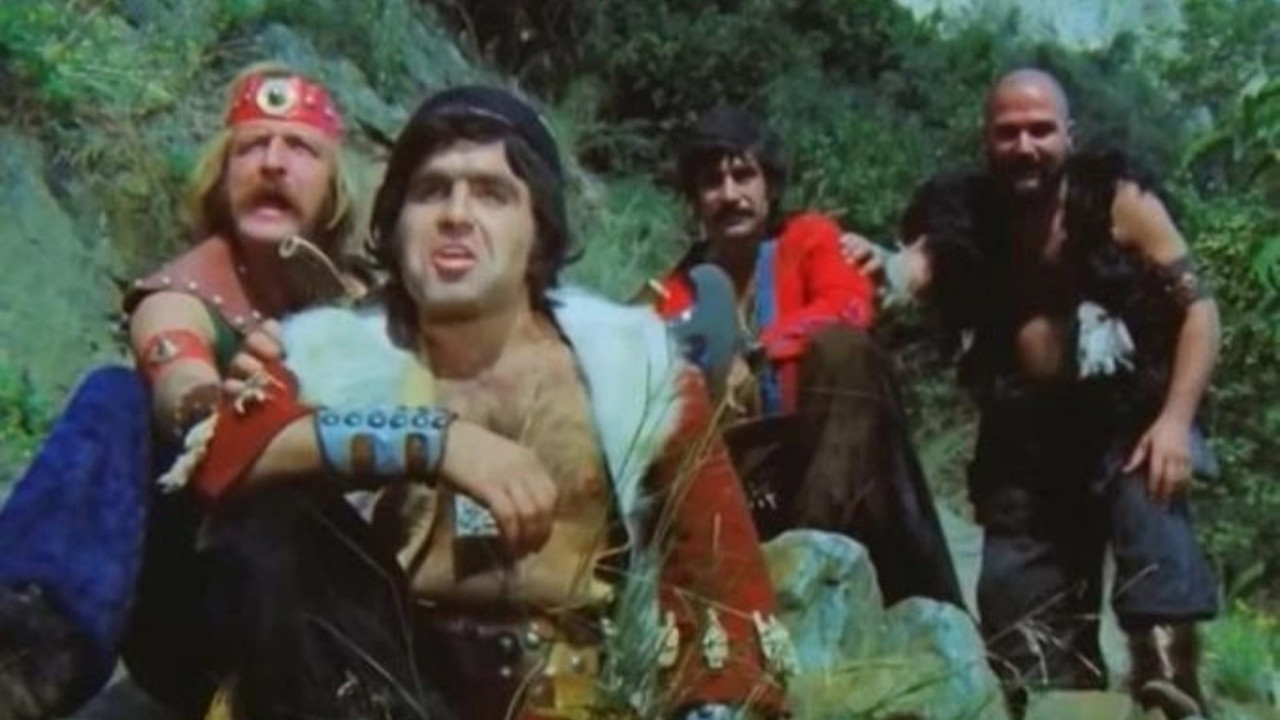 Yeşilçam'ın efsane ismi hayatını kaybetti