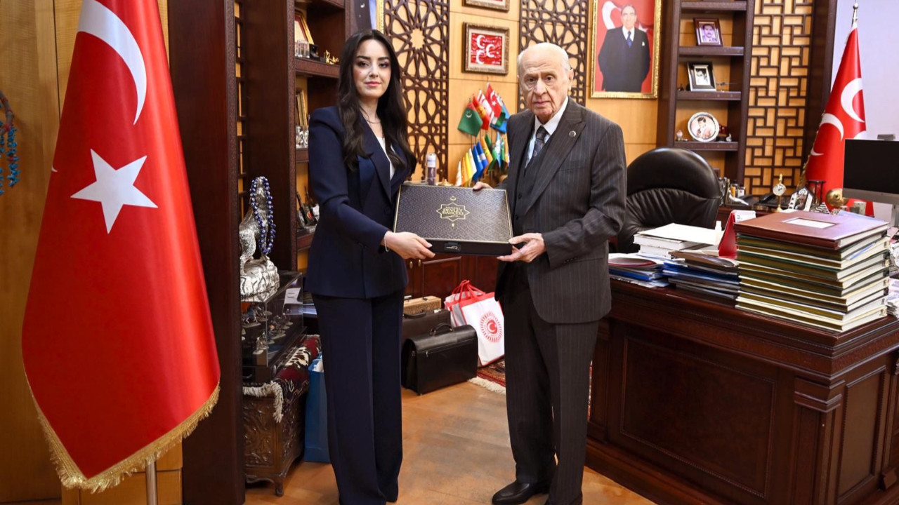 'Eserlerle Devlet Bahçeli' kitabı kamuoyuna sunuldu