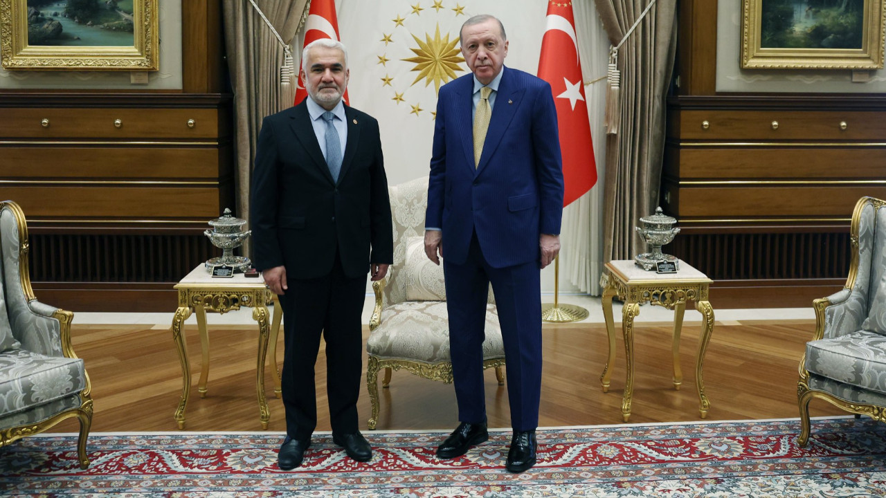 Cumhurbaşkanı Erdoğan, HÜDA PAR Genel Başkanı Yapıcıoğlu'nu kabul etti