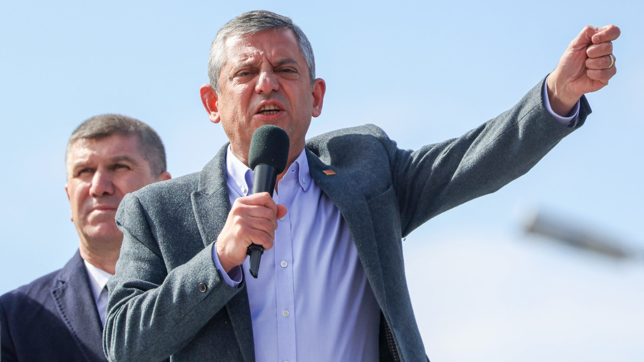 Özgür Özel'e yargı mensupları için kullandığı 'alçak adamlar' sözleri sonrası soruşturma