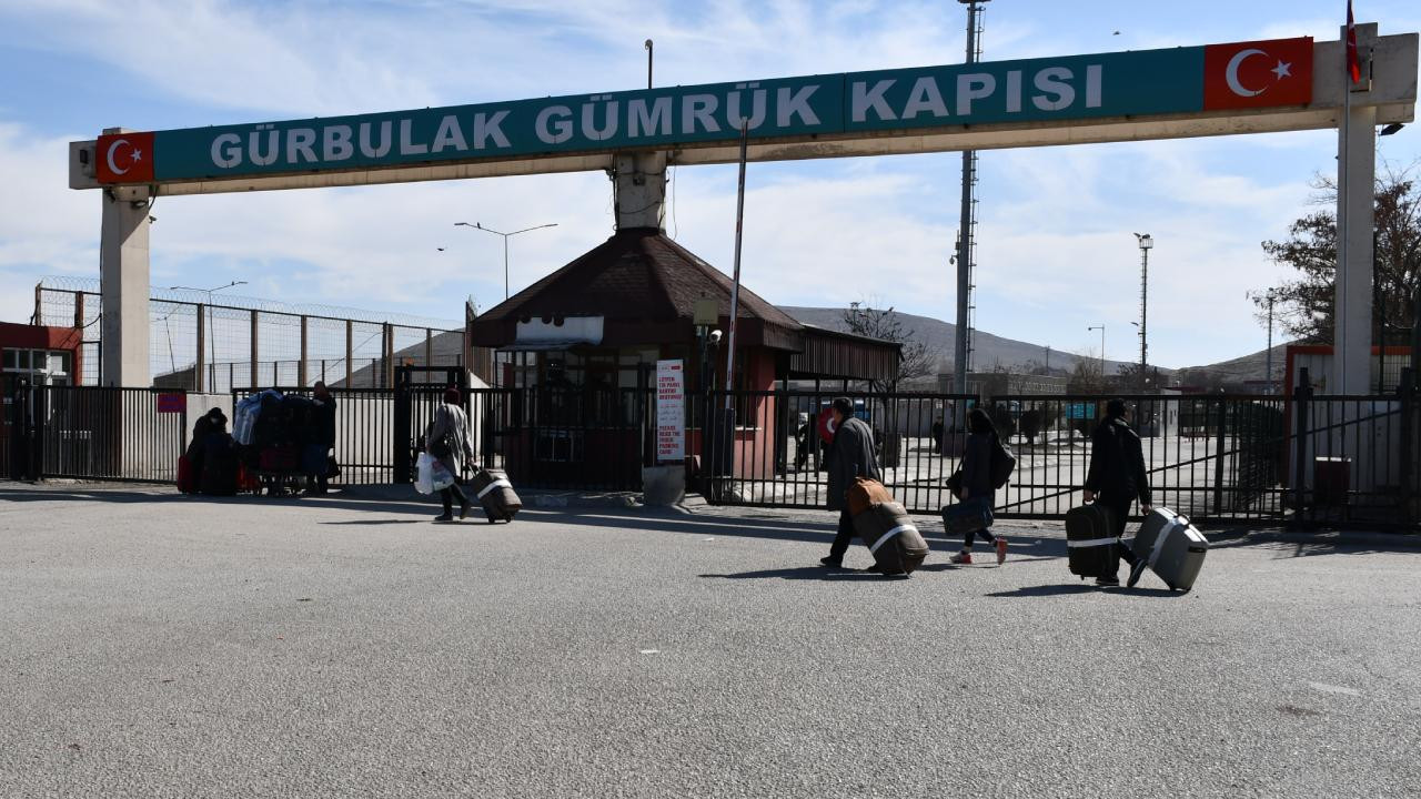 Ticaret Bakanlığı: İran sınır kapılarında olağanüstü durum yok