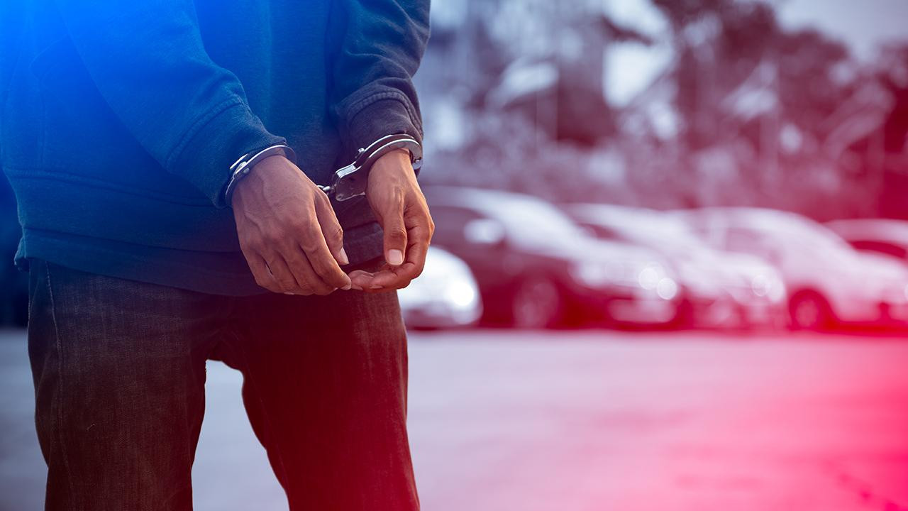 Silahlı paylaşım yapanlara operasyon; 26 gözaltı