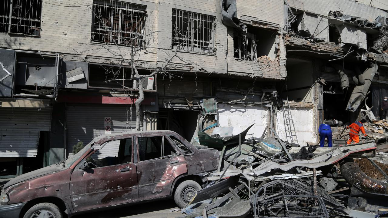 İran Kızılayı: ABD-İsrail'in saldırılarında 9 bin 669 sivil birim hedef alındı