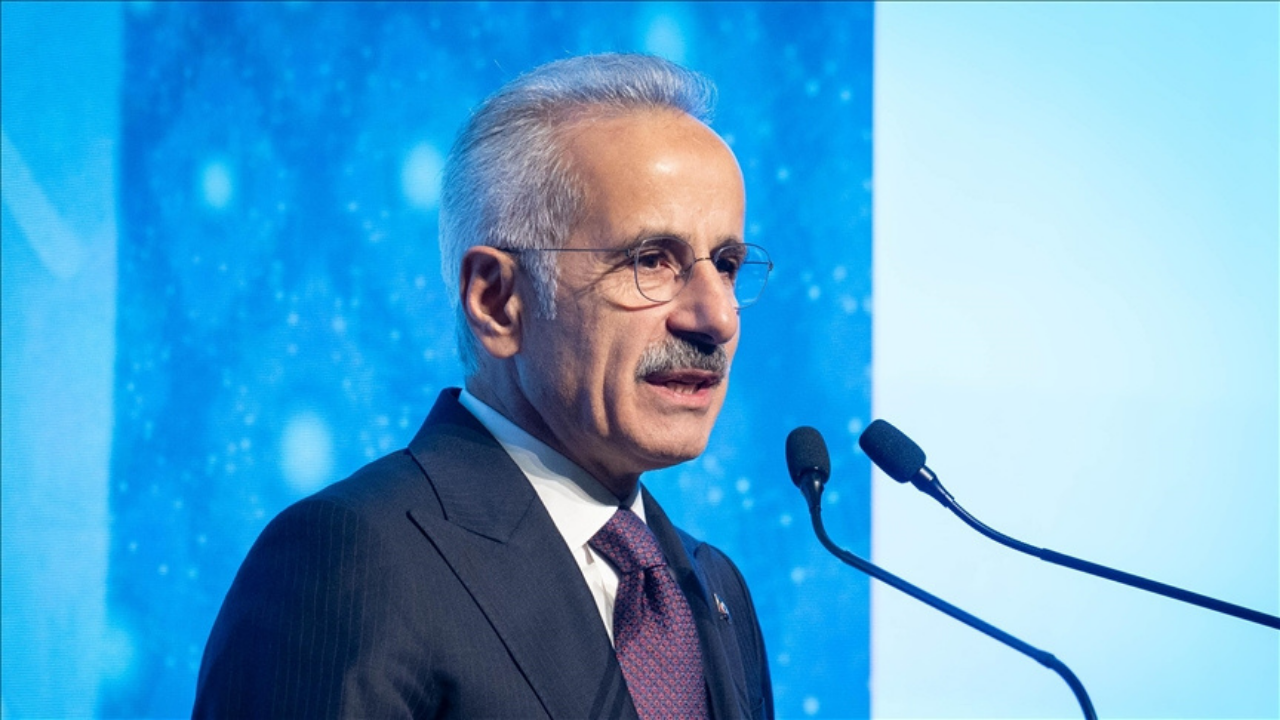 Bakan Uraloğlu duyurdu! Doğu Akdeniz'de yeni sistem! Gemi trafiği 24 saat izlenecek