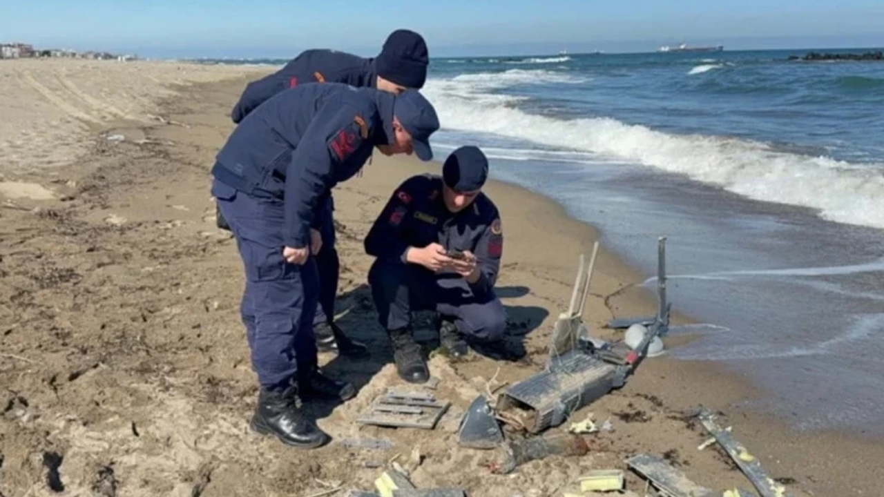 Karasu sahilinde şüpheli İHA: 400 metrelik güvenlik çemberi
