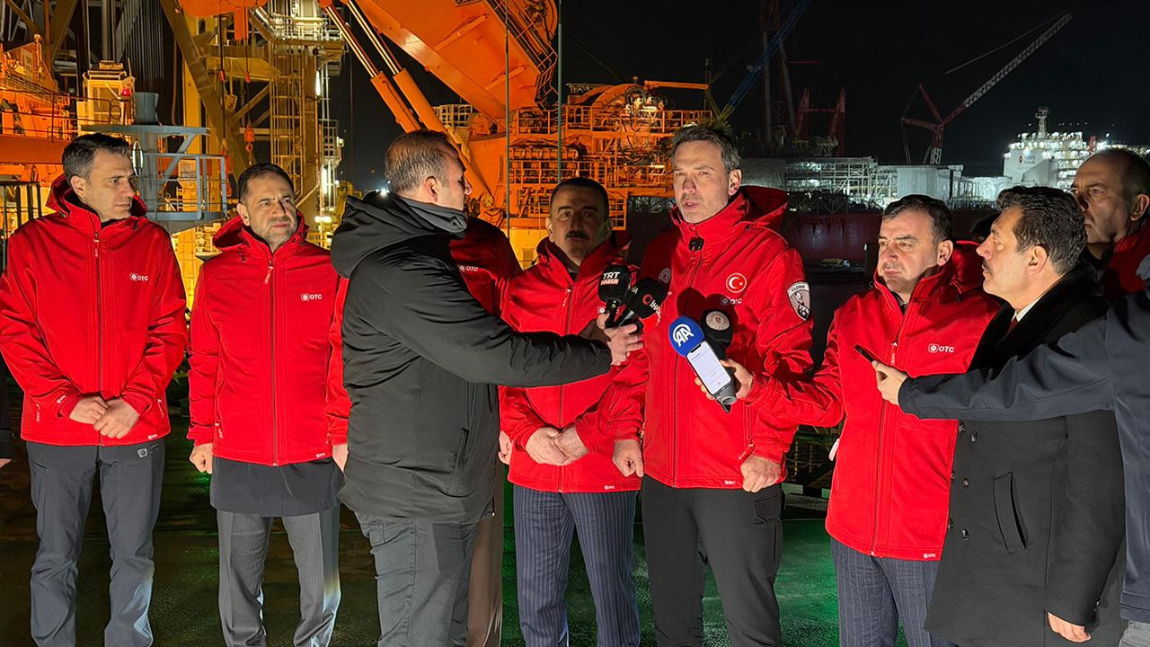 Bakan Bayraktar’dan Karadeniz’de yeni enerji hamlesi: İki sondaj daha başlıyor