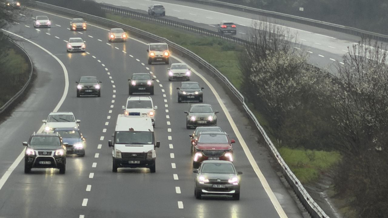 Anadolu Otoyolu'nda bayram tatili hareketliliği başladı