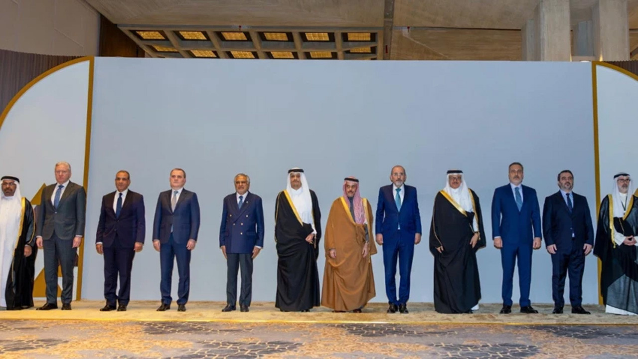 Riyad’dan sert mesaj: Arap-İslam bloğundan İran’a “Derhal durdur” çağrısı