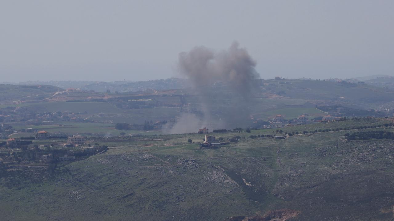 Lübnan'ın güneyinde BM Barış Gücü askerlerine yine saldırı düzenlendi
