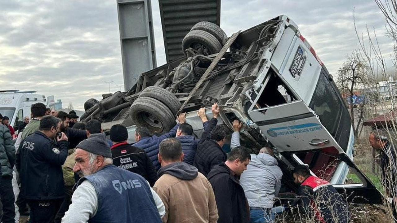 Ankara-İstanbul yolunda faciaya dönüşen kaza: Ölü …
