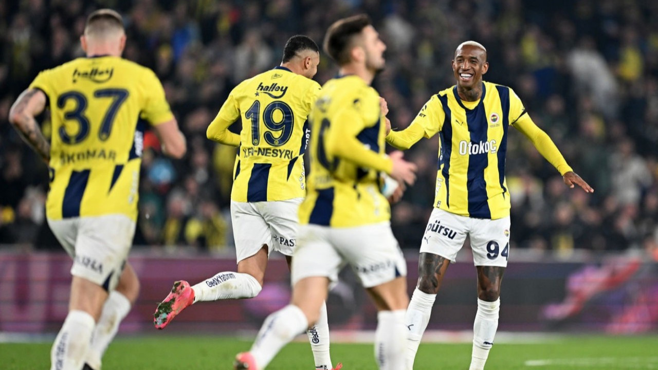 Fenerbahçe, Çaykur Rizespor'u ağırlayacak İşte ilk 11'ler
