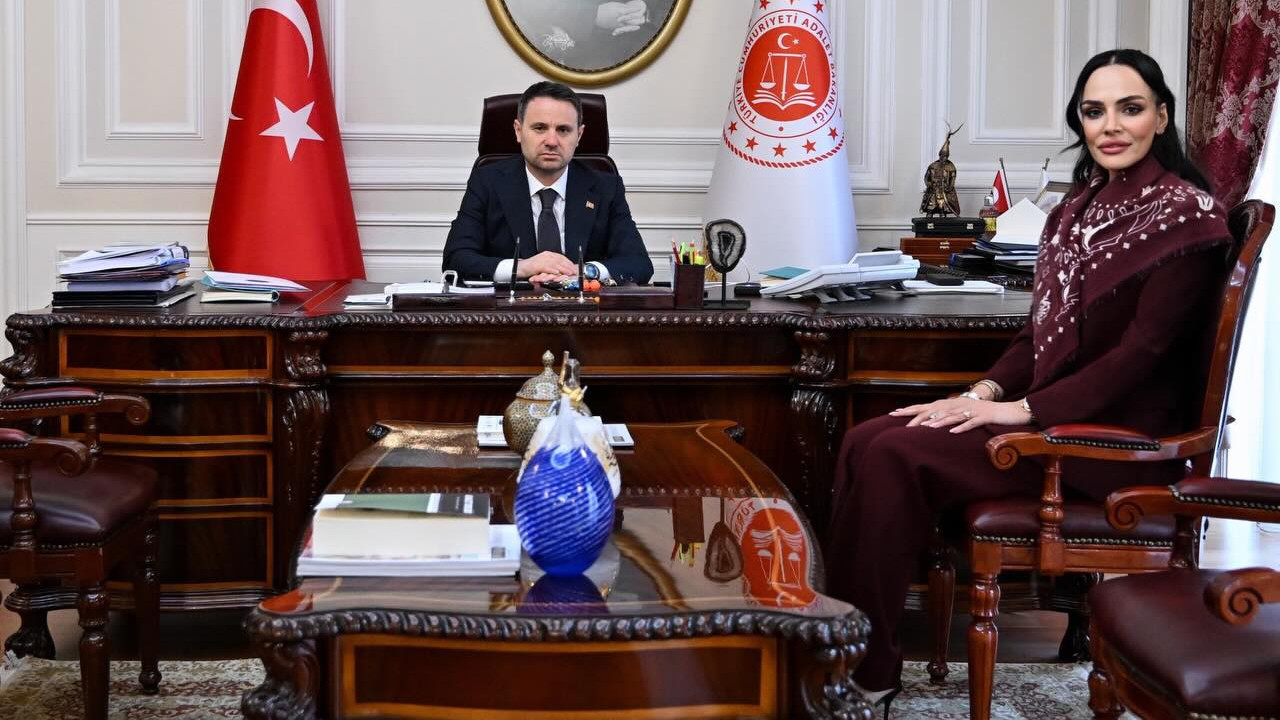 Buket Aydın'dan Bakan Gürlek'e ziyaret