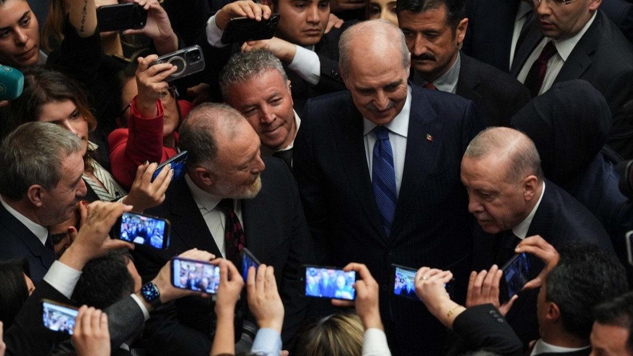 Erdoğan ile Bakırhan arasında resepsiyona damga vuran diyalog: Masa sağlam mı?