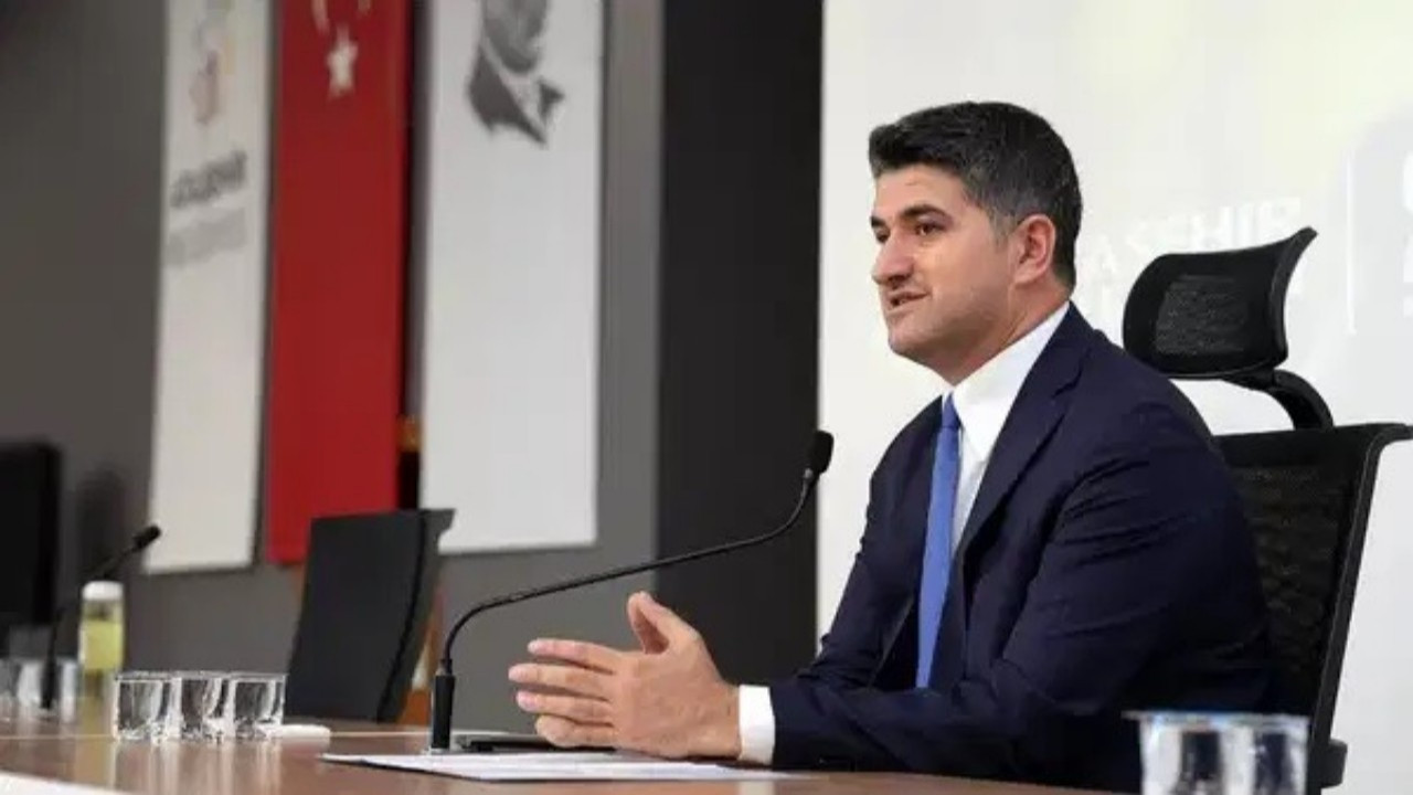 İçişleri duyurdu: Ataşehir Belediye Başkanı Onursal Adıgüzel görevden uzaklaştırıldı