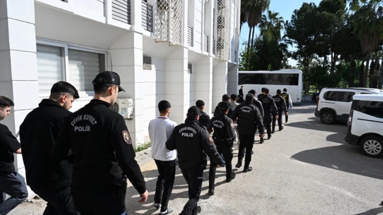 100 milyonluk para trafiği! Mersin'de dolandırıcılık şebekesi çökertildi