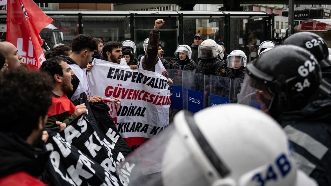 İstanbul Valiliği duyurdu: 1 Mayıs'ta izinsiz gösterilere müdahalede 575 kişi gözaltına alındı