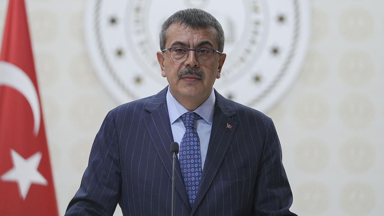 Ara tatil kalkıyor mu? Bakan Tekin’den eğitim takvimine yeni formül