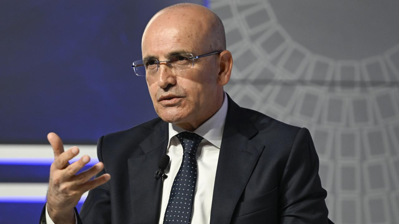 Hazine ve Maliye Bakanı Mehmet Şimşek: Eşel mobil ile akaryakıt şokunun vatandaşa yansıması sınırlandı