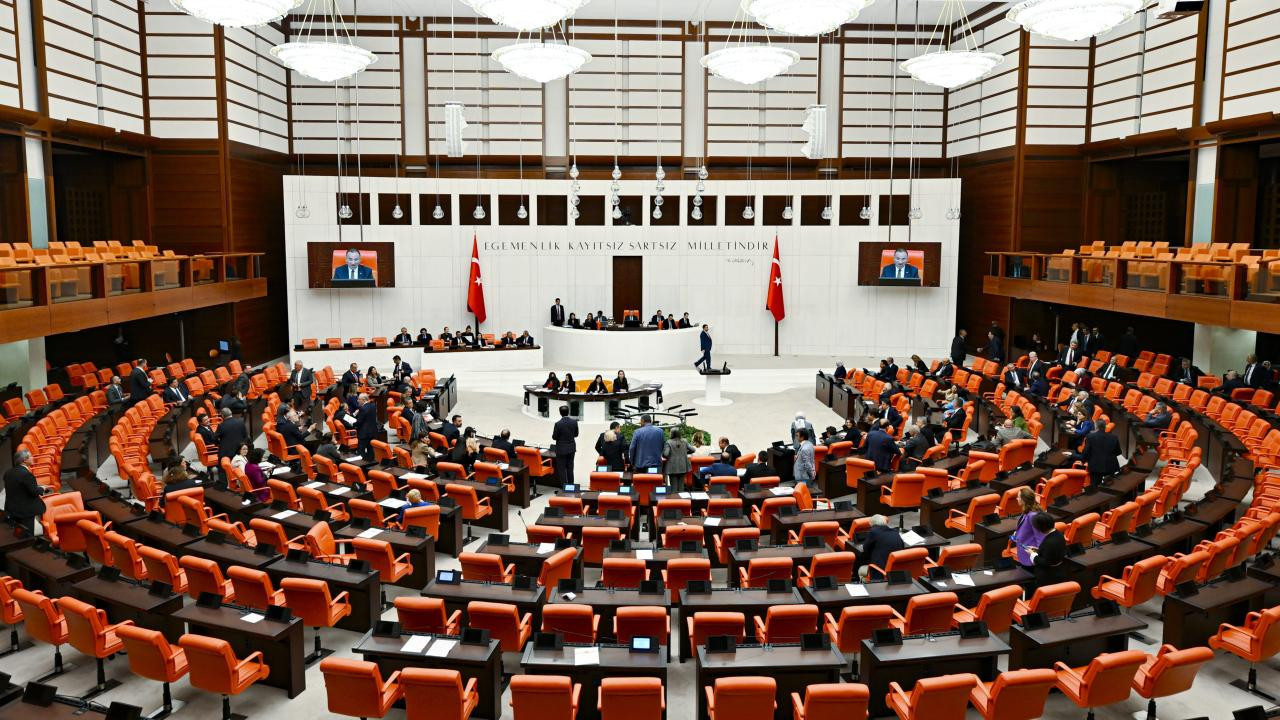 Fahiş aidat düzenlemesi Meclis'te!