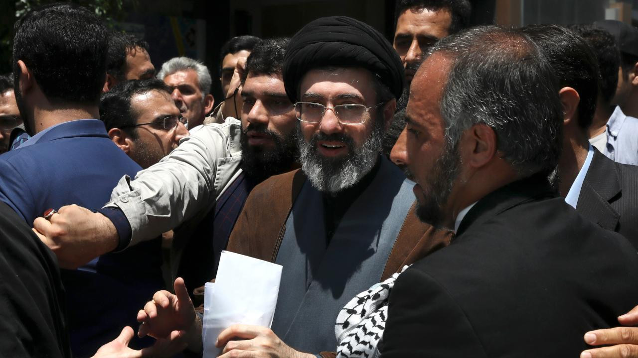 İran’da perde arkası tartışması: Mücteba Hamaney’in kritik süreçlerde etkili olduğu iddiası