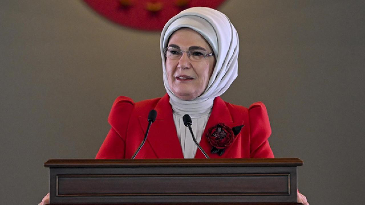 Emine Erdoğan: 19 Mayıs büyük mücadelenin adıdır