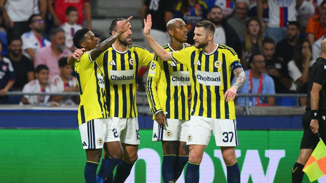Fenerbahçe, Lyon deplasmanında tarih yazdı! 18 yıllık Şampiyonlar Ligi hasreti sona erdi