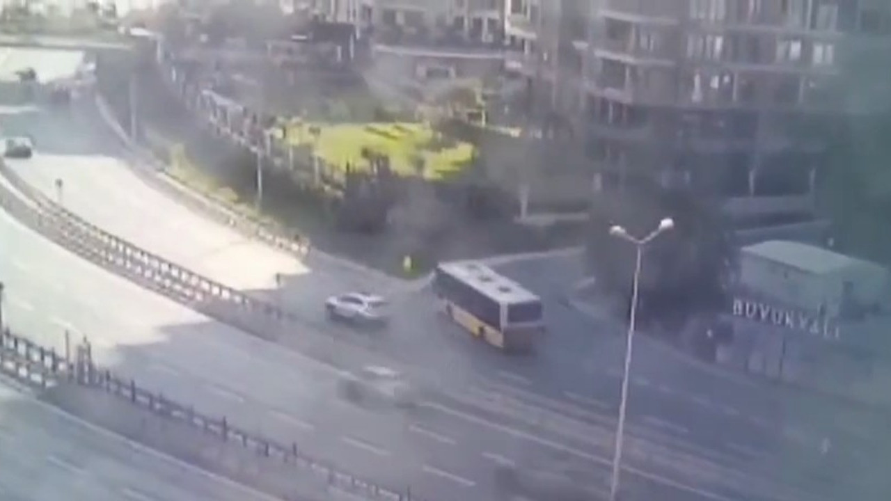 Zeytinburnu'nda İETT kazası: 1 ölü 17 yaralı